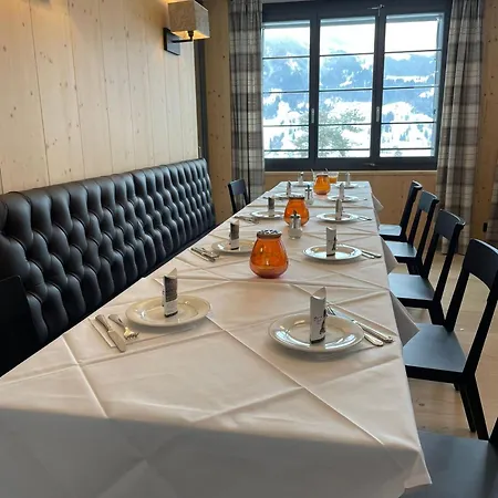 Eiger View Alpine Orman Evi