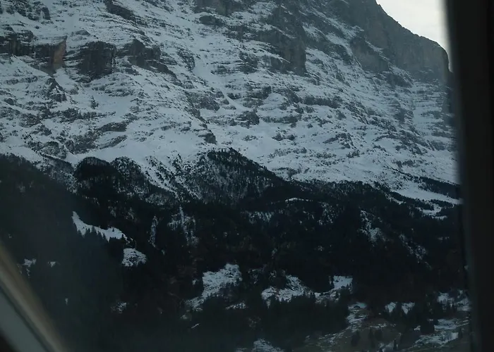 אכסניה Eiger View Alpine