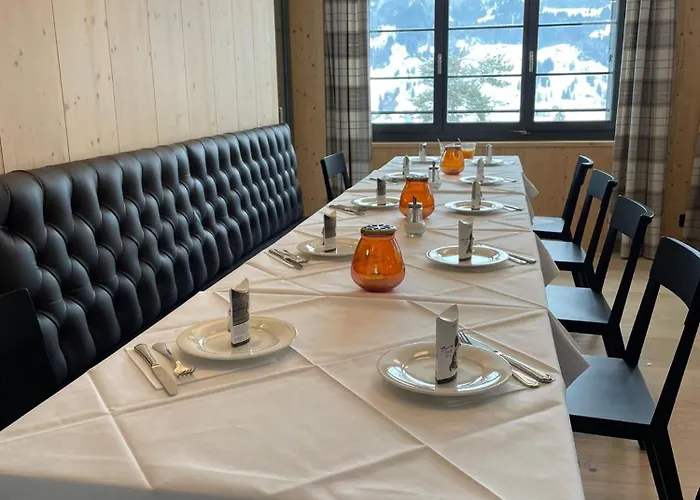 Eiger View Alpine 山林小屋