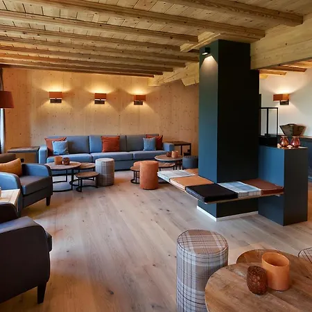 Eiger View Alpine Деревянный коттедж