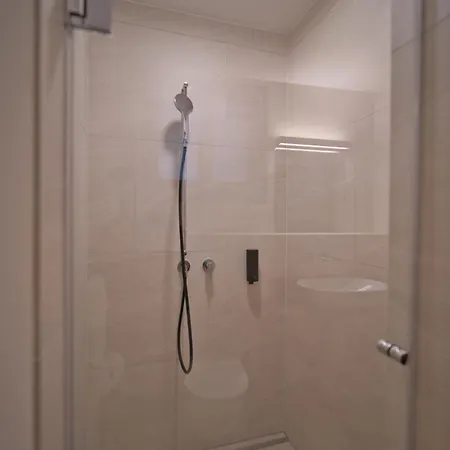 Eiger View Alpine Деревянный коттедж Гриндельвальд